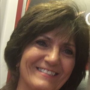 Meet your Posher Ambassador, Pearl